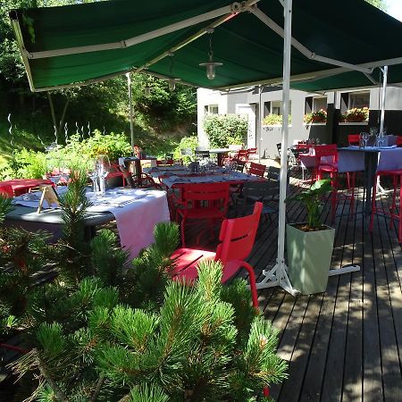 Logis Hotel Restaurant La Tour Dunières Esterno foto